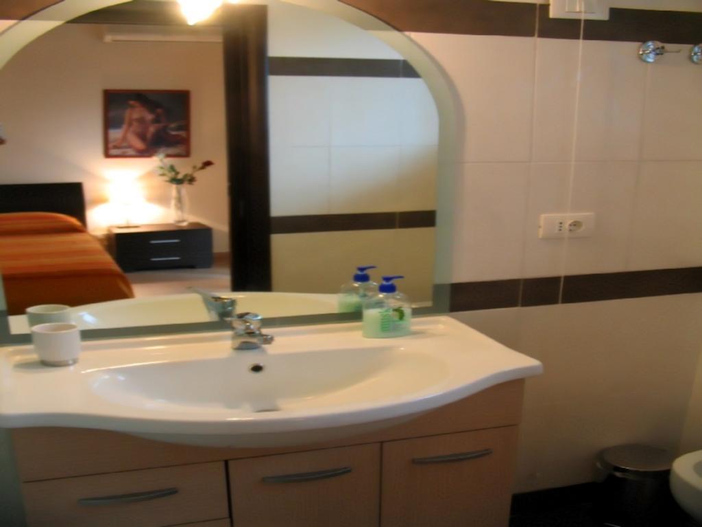 Bed and Breakfast A Casa Olimpia Giarre Tra Taormina, Etna E Catania Pokój zdjęcie